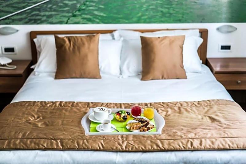 Hotel Tre Rose image
