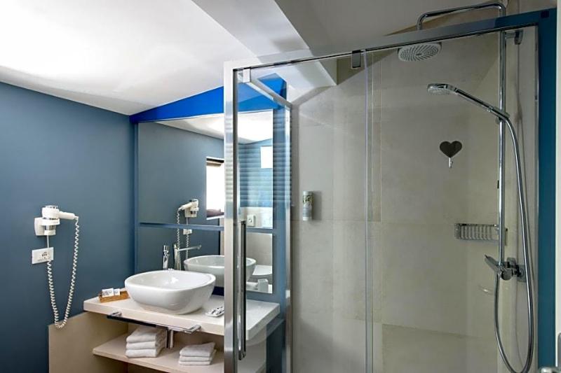 Hotel Garni Roberta image