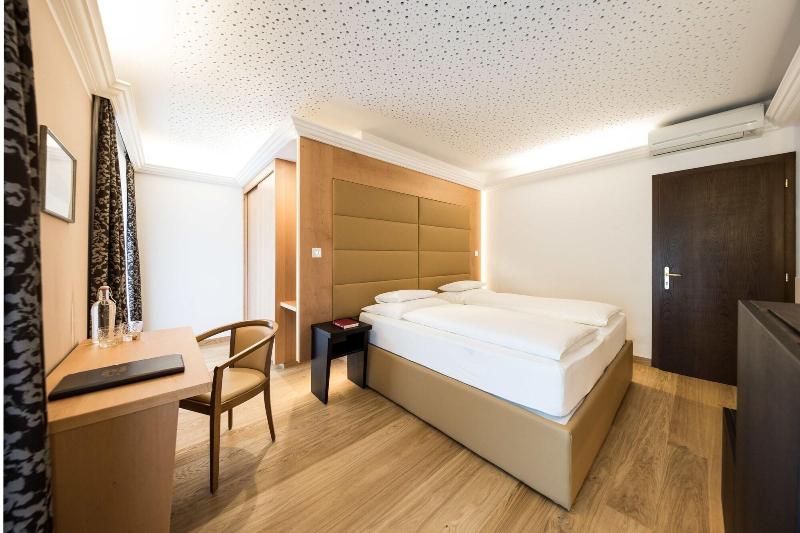 Haus Am Hang image