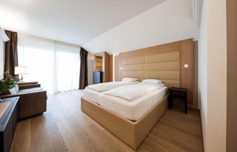 Haus Am Hang image