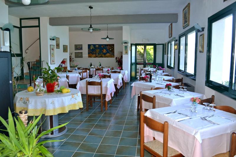 Hotel Scoglio Bianco image