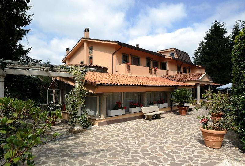 Villa Artemis image
