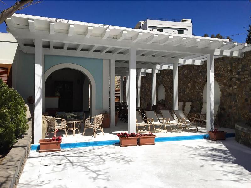 Villa Acacia