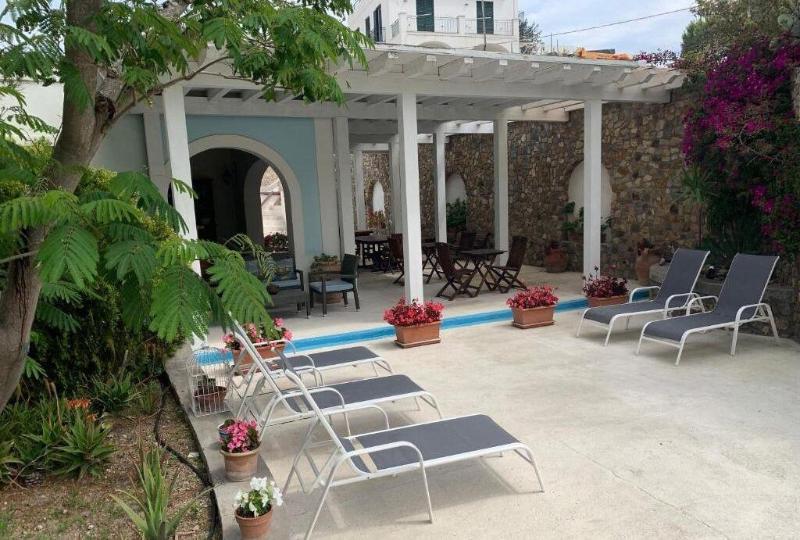 Villa Acacia, Ponza