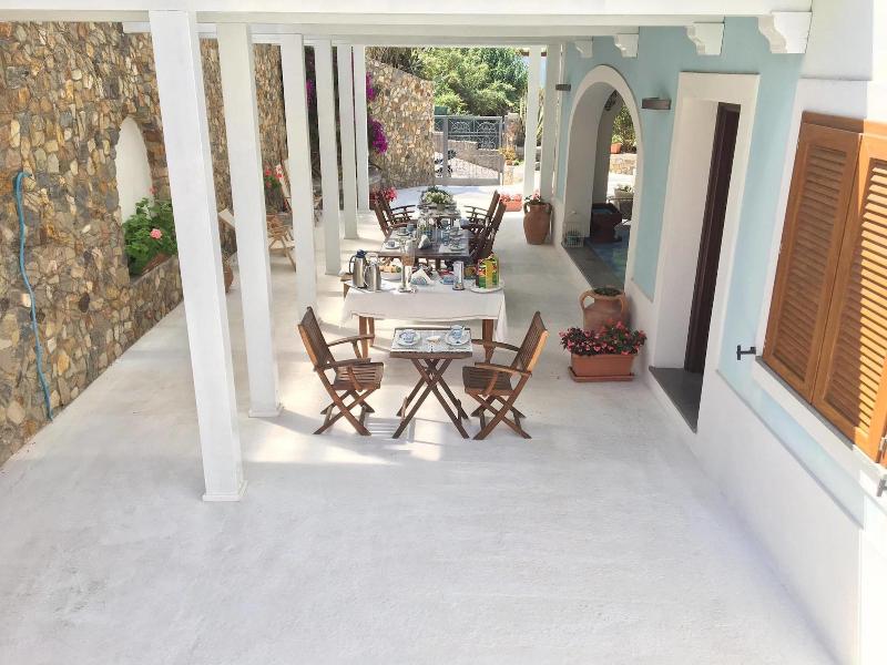 Villa Acacia