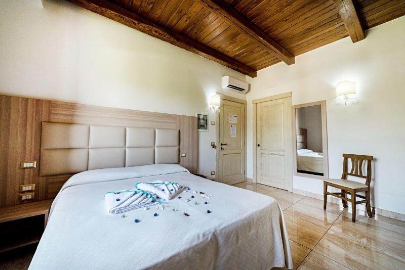 Corte San Lorenzo image