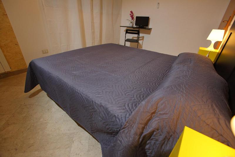 Dimora Hostel Agrigento image