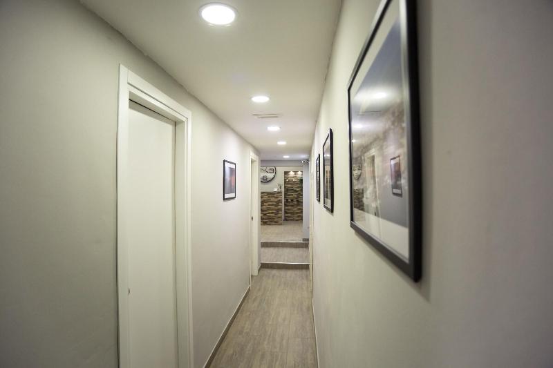 Re Carlo Rooms image