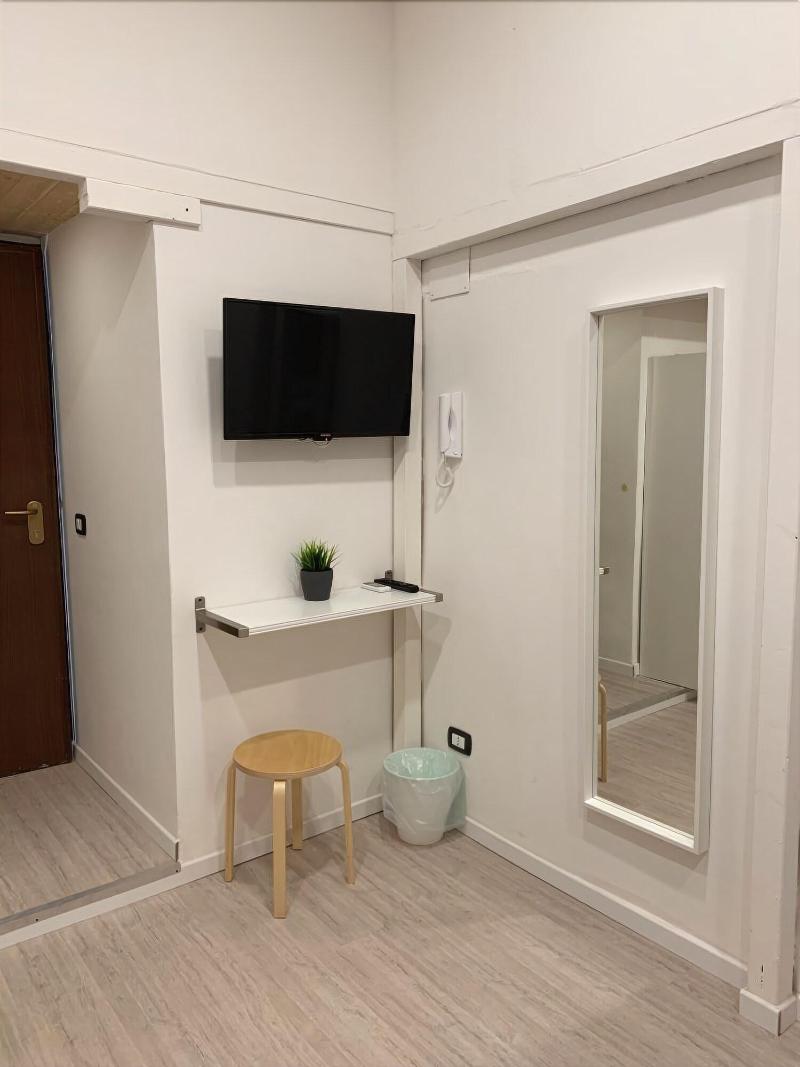 Re Carlo Rooms image