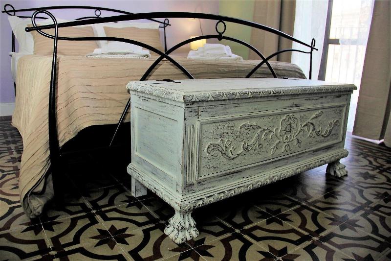 Re Carlo Rooms image