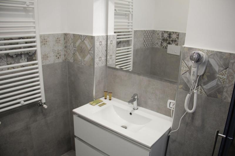 Re Carlo Rooms image