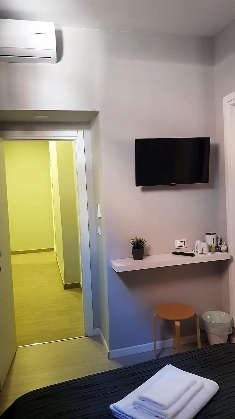 Re Carlo Rooms image