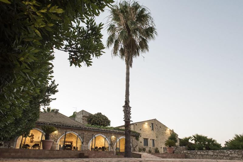 Agriturismo Baglio Làuria image