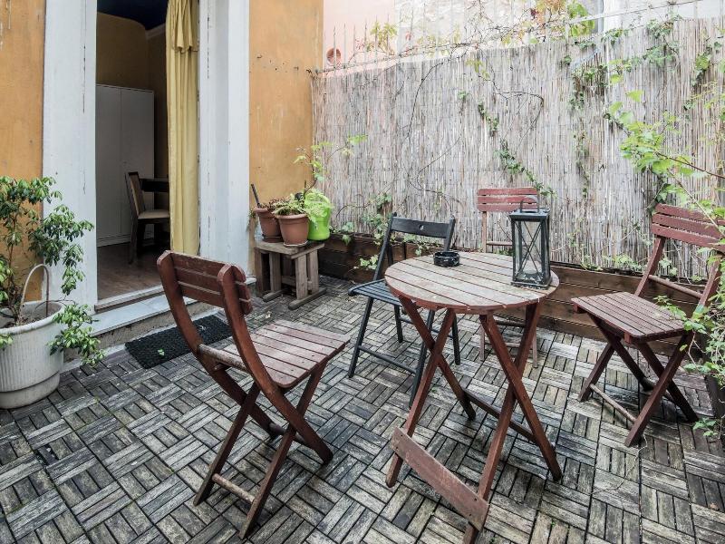 Charles Bridge Economic Hostel image