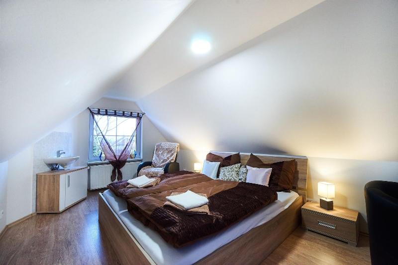 Bluestars Apartments image