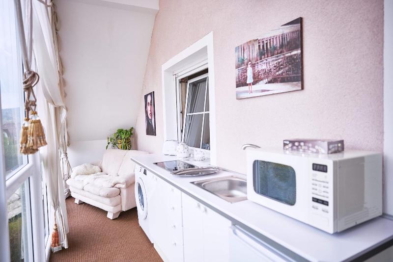 Bluestars Apartments image
