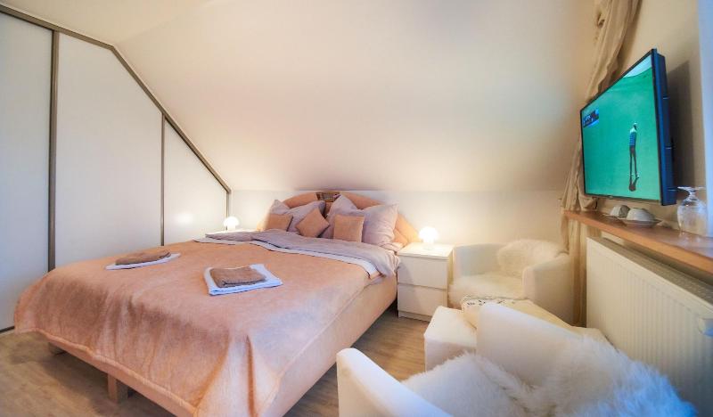 Bluestars Apartments image