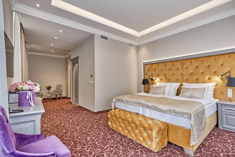 Golden Key Boutique Hotel image