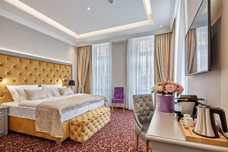 Golden Key Boutique Hotel image