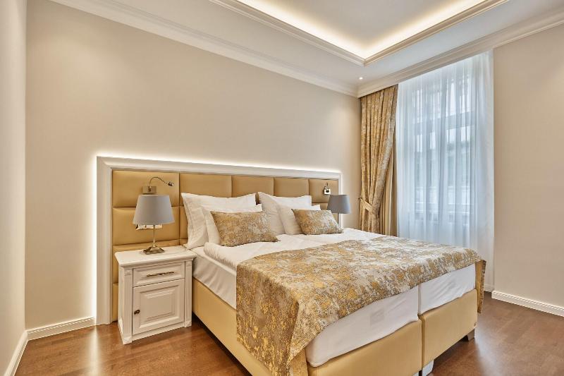 Golden Key Boutique Hotel image