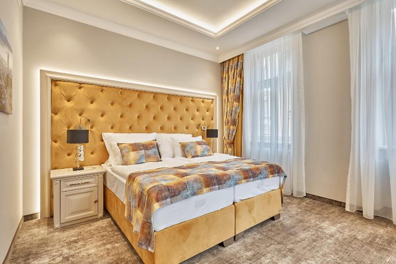 Golden Key Boutique Hotel image