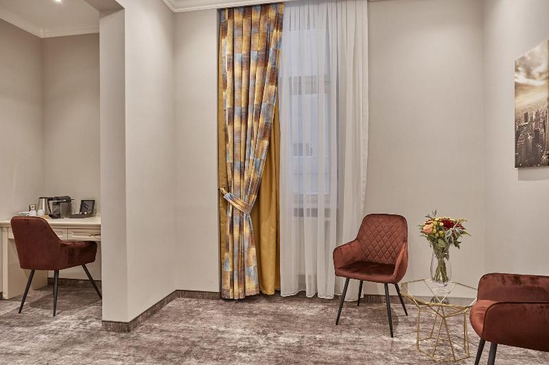Golden Key Boutique Hotel image