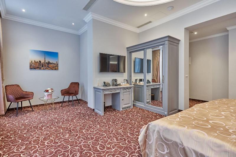 Golden Key Boutique Hotel image