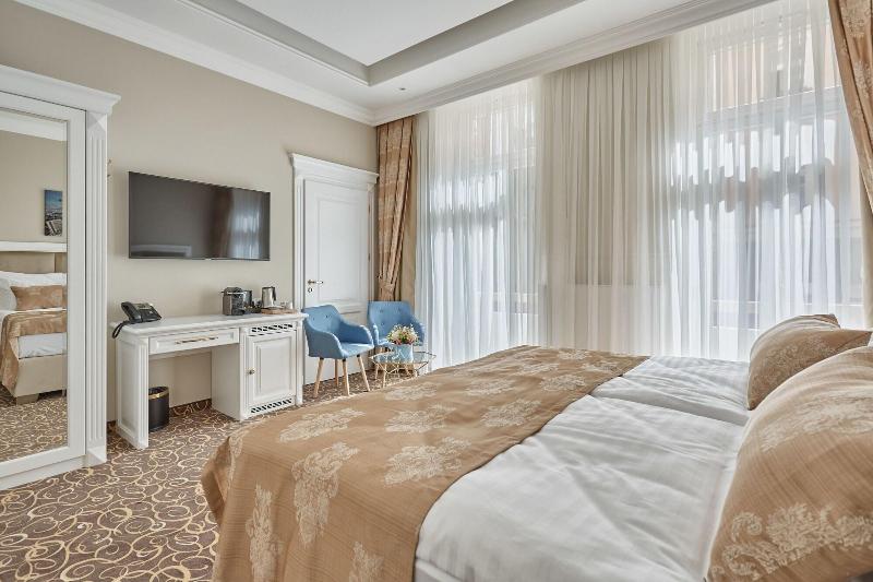 Golden Key Boutique Hotel image