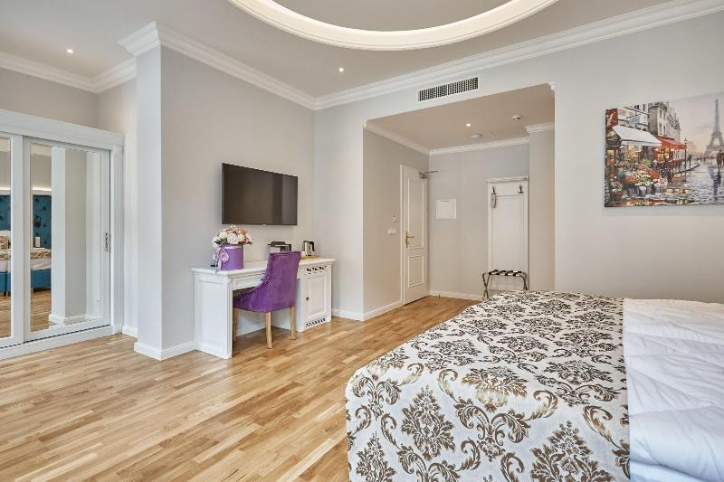 Golden Key Boutique Hotel image