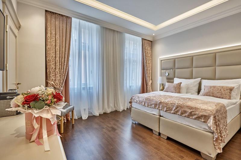 Golden Key Boutique Hotel image