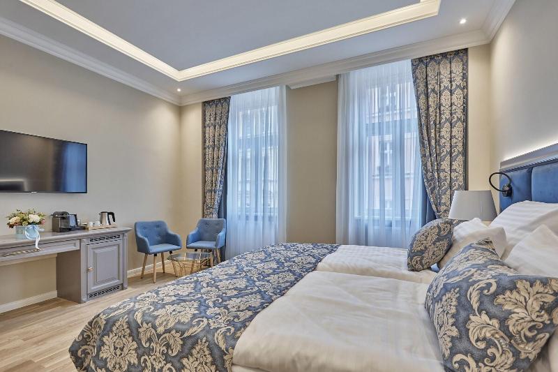 Golden Key Boutique Hotel image