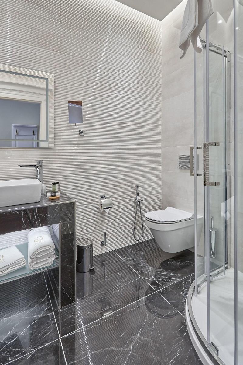 Golden Key Boutique Hotel image