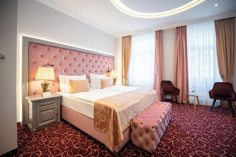 Golden Key Boutique Hotel image