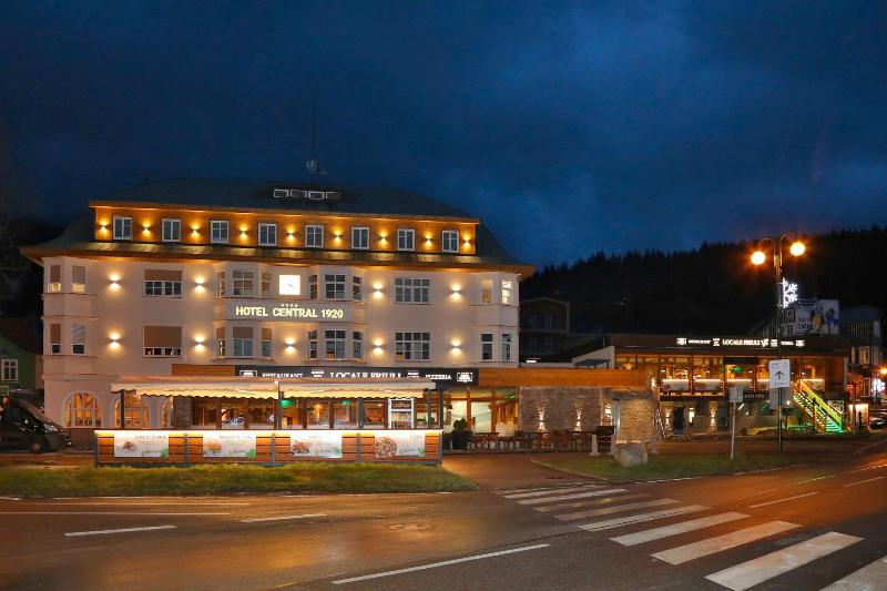 Hotel Central 1920 image