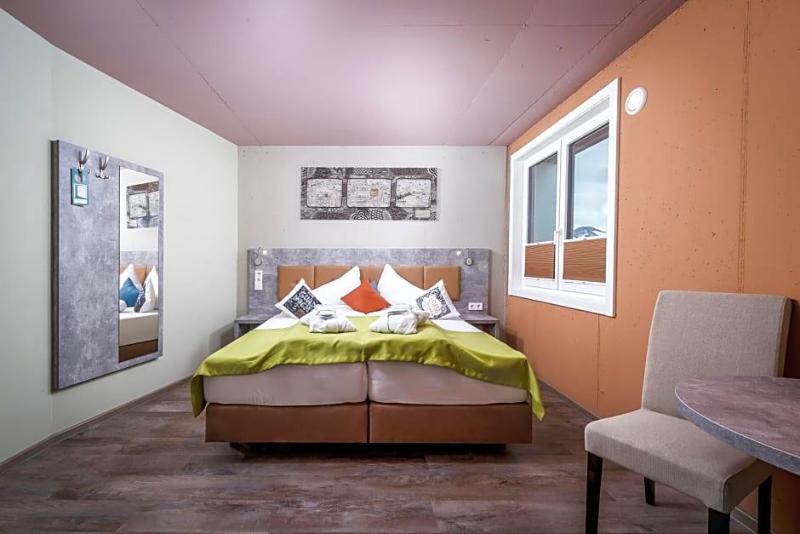 Cubo Sport & Art Hotel image