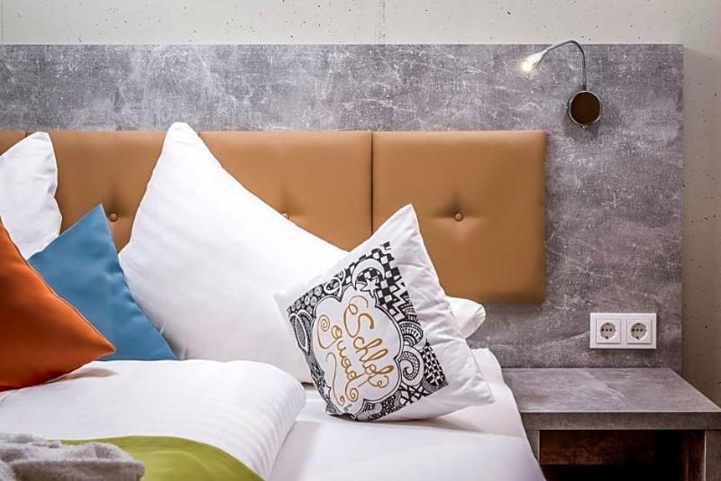 Cubo Sport & Art Hotel image