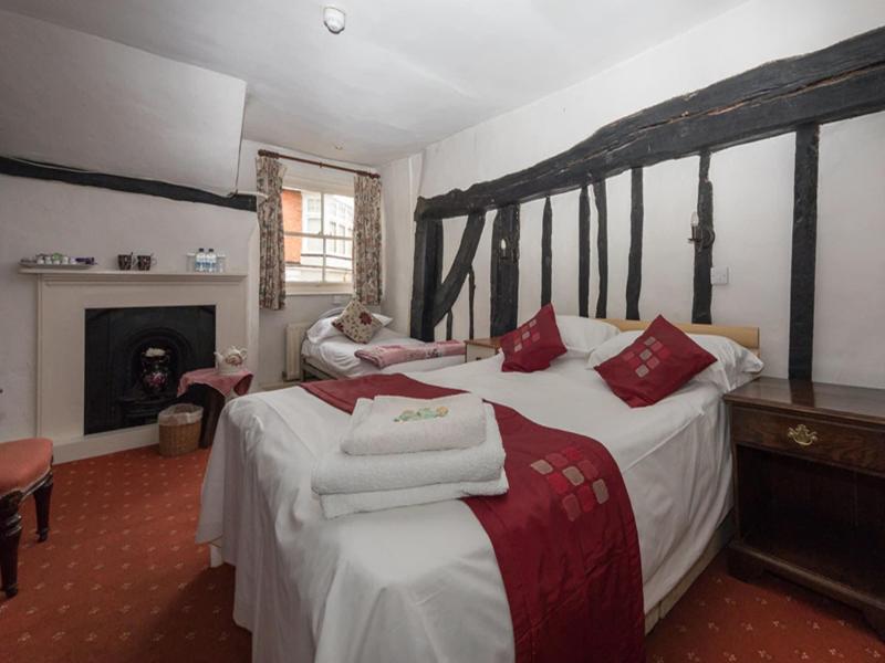 The Bull At Wargrave image