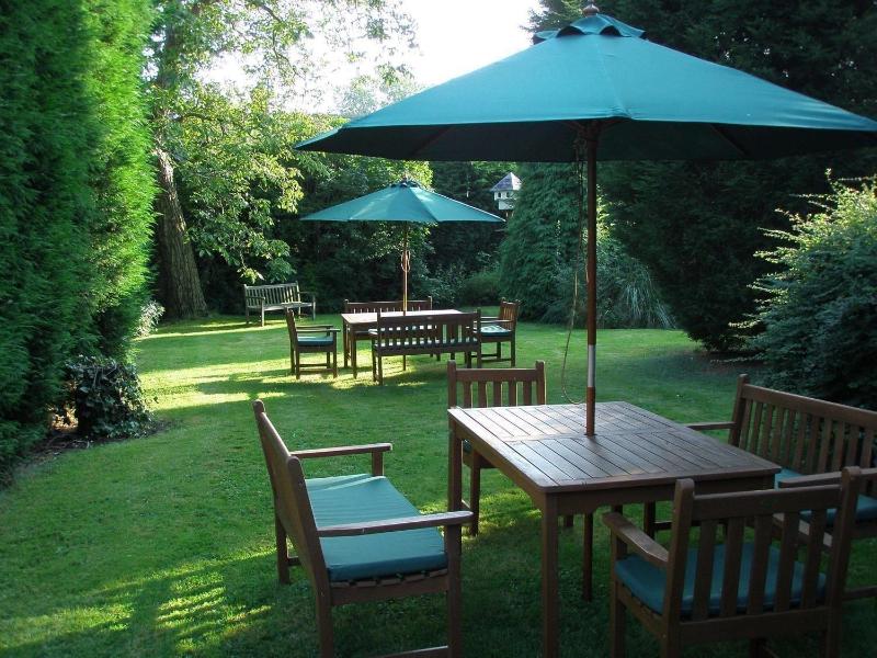 Cornfields Hotel & Restaurant image