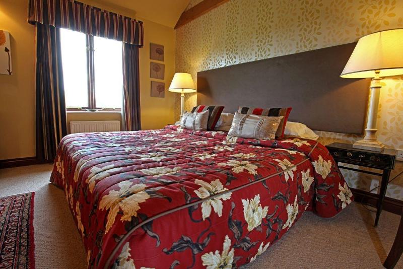 Cornfields Hotel & Restaurant image
