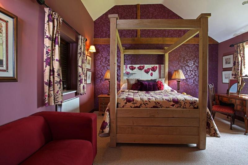 Cornfields Hotel & Restaurant image
