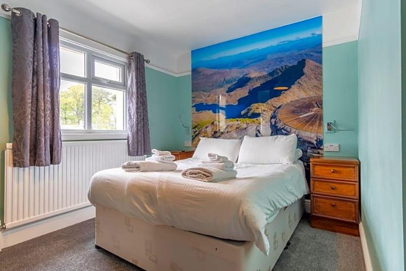 Padarn Hotel image