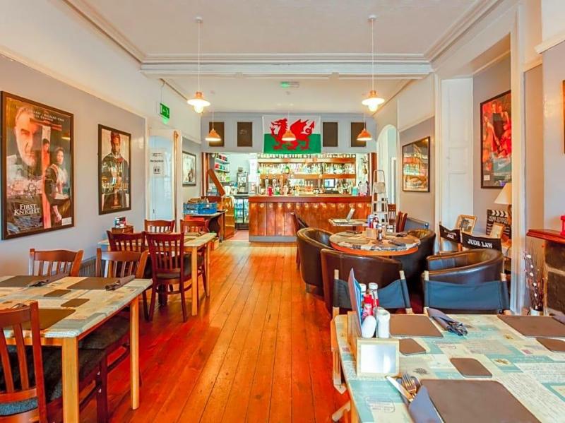 Padarn Hotel image