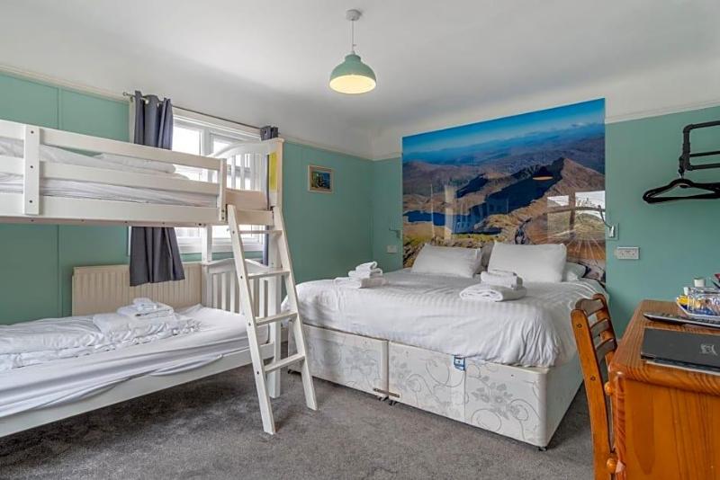 Padarn Hotel image