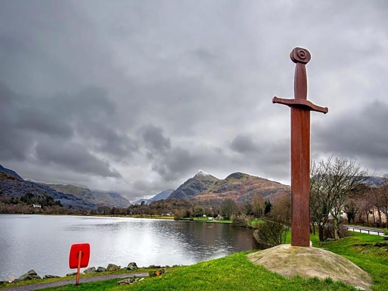 Padarn Hotel image