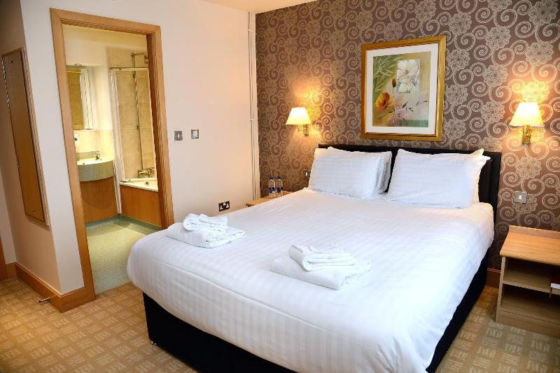 Crewe & Harpur, Derby by Marston's Inns image