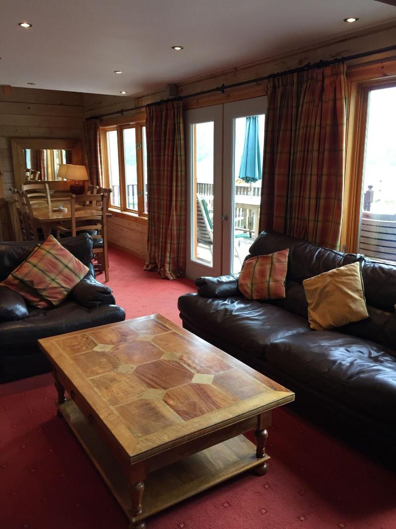 Lodges On Loch Ness image
