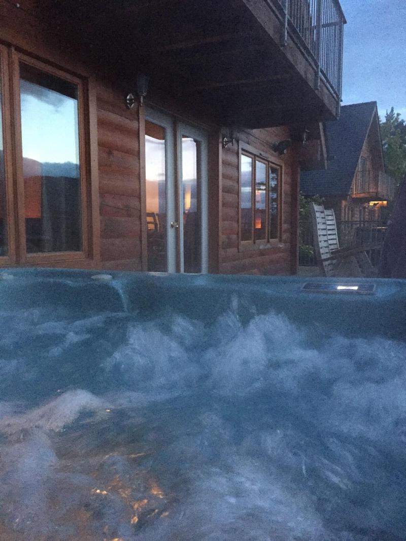 Lodges On Loch Ness image