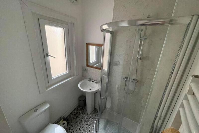 Rosevale Bed & Breakfast image