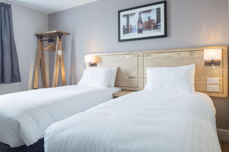 Green Lodge, Wirral by Marston's Inns image