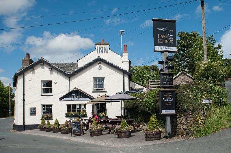 Hare & Hounds image
